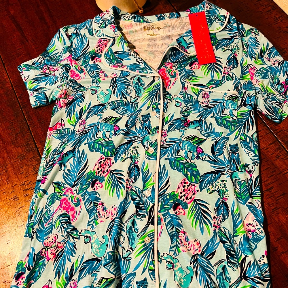 New Lilly Pulitzer pajama top - Picture 2 of 5